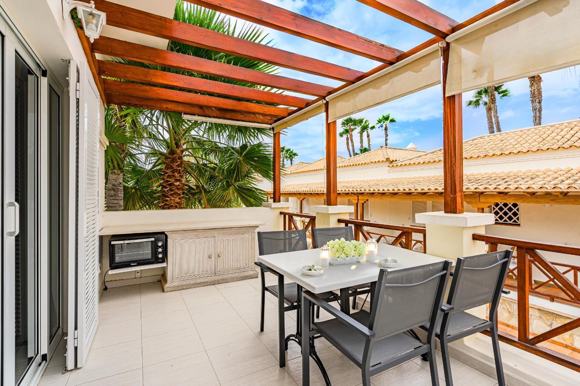 Chalet Playa De Las Americas Arona  Exterior foto